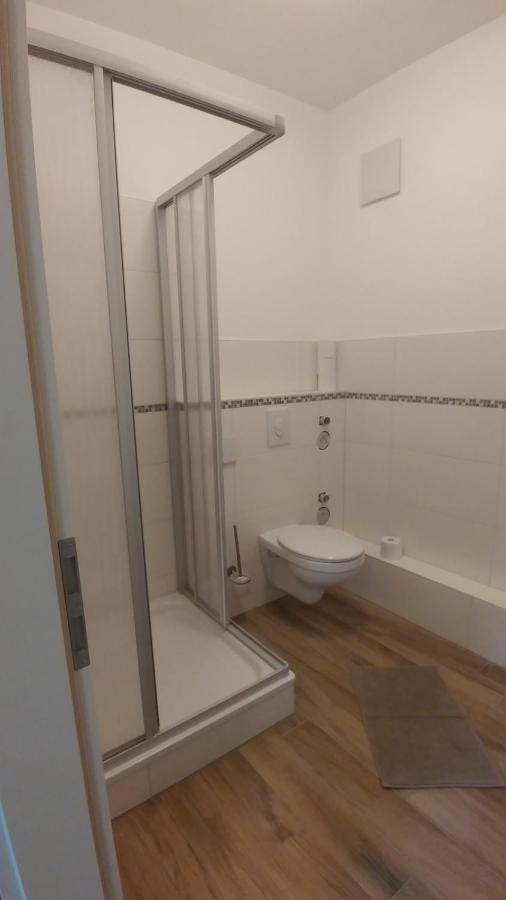 Mirabellenhof - Kleine Ferienwohnung Mit Altstadtblick Biesenthal エクステリア 写真