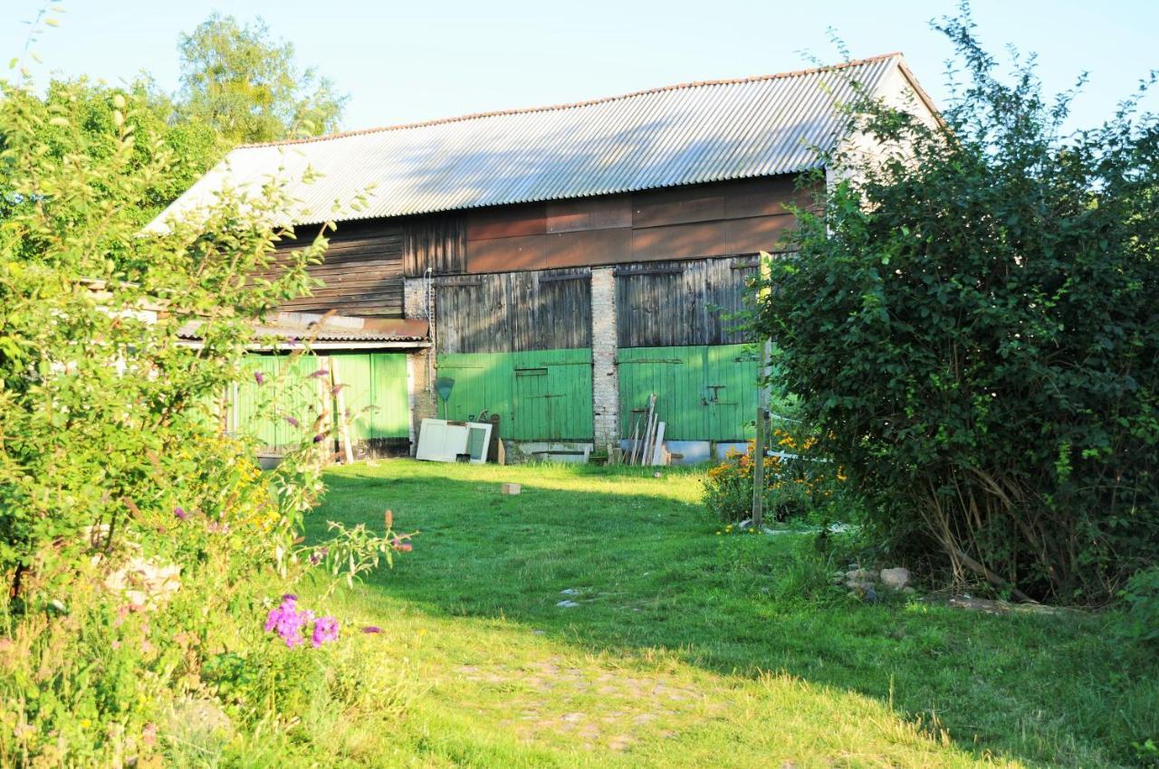 Mirabellenhof - Kleine Ferienwohnung Mit Altstadtblick Biesenthal エクステリア 写真