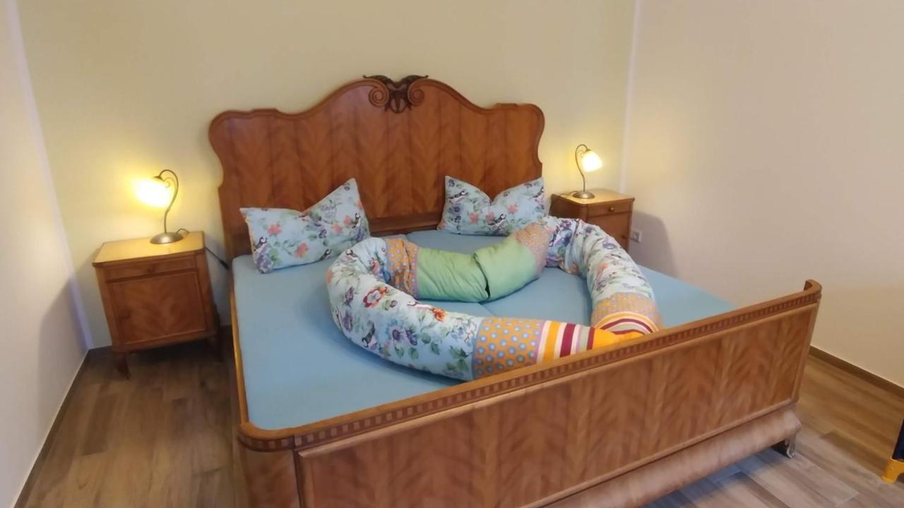 Mirabellenhof - Kleine Ferienwohnung Mit Altstadtblick Biesenthal エクステリア 写真